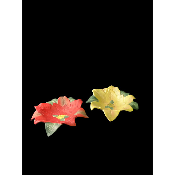 1990's Party Lite Christmas Porcelain Poinsettia - Picture 1 of 3